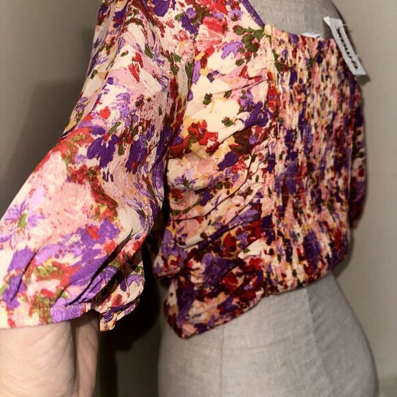 NWT Sienna Sky Puff Sleeve Floral Chiffon Crop Top Blouse Smocked Purple Red Med - Picture 6 of 11